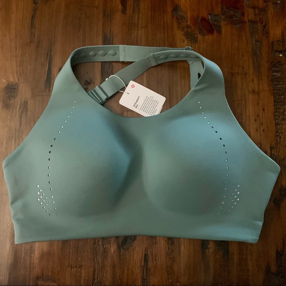 *NWT* Lulu Lemon AirSupport Sports Bra 32DDD